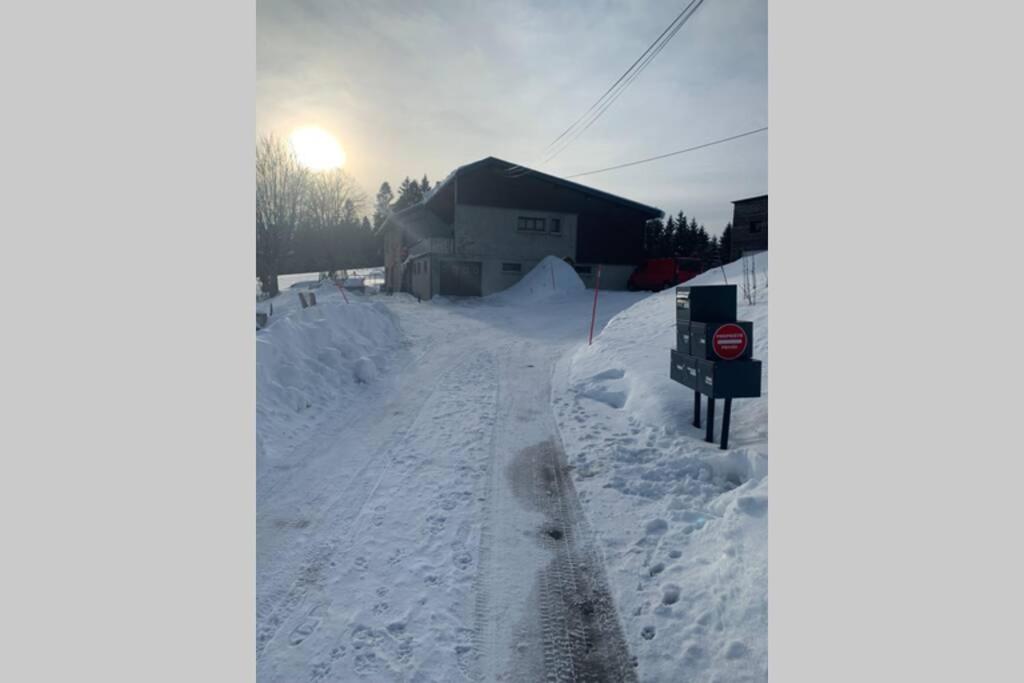 T2 tout confort, départ ski de fond depuis le jardin Apartamento Les Rousses Exterior foto